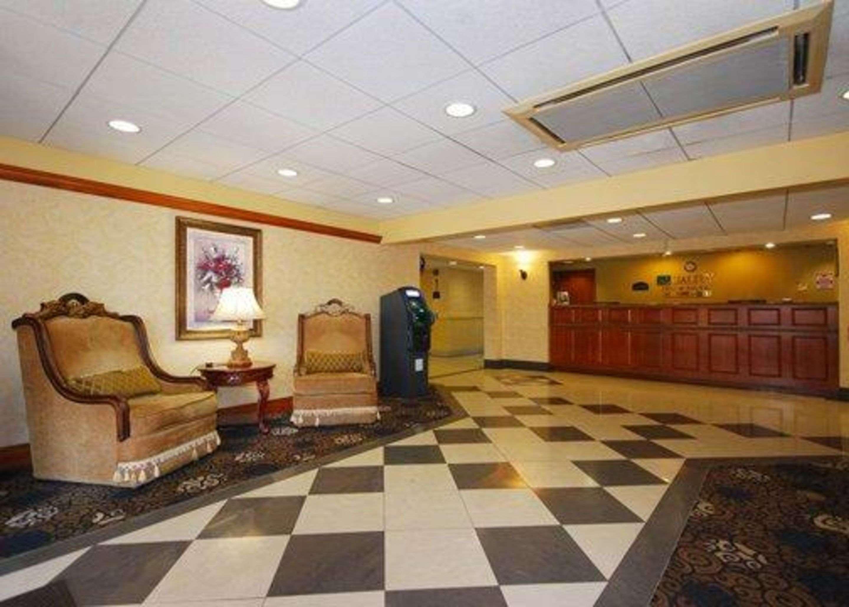 Quality Inn & Suites Bensalem Eksteriør billede